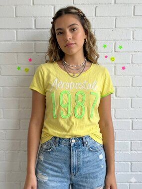 Aeropostale Y2K Lemon Yellow Neon 1987 Graphic Tee Shirt Size L